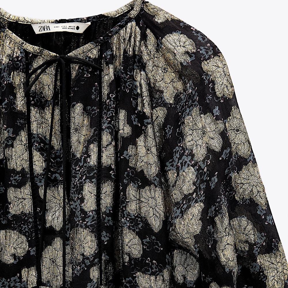 VOLUMINOUS PRINTED DRESS - Picture 6 of 8